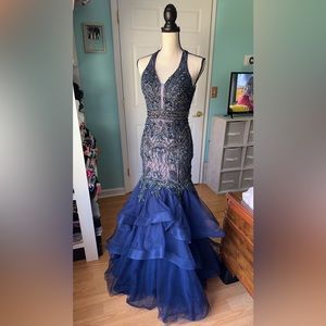 Navy blue prom dress size 4.